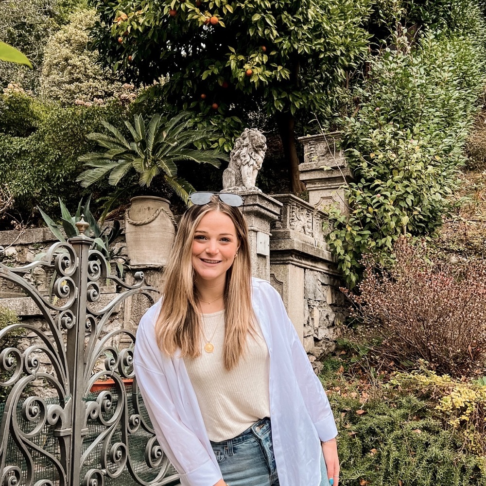 Meet your Posher, Brianna